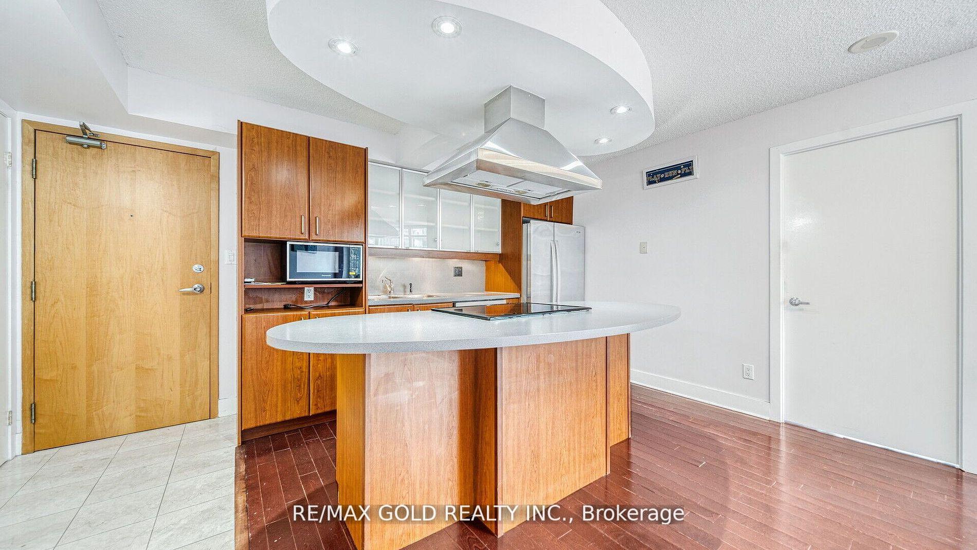 Photo 18 of Unit 509, 550 Queens Quay W, Toronto, Waterfront Communities — HOMEH