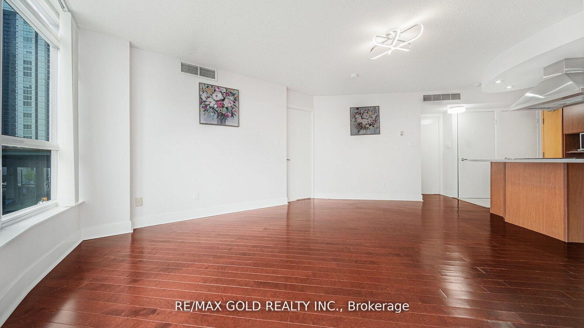 Photo 19 of Unit 509, 550 Queens Quay W, Toronto, Waterfront Communities — HOMEH