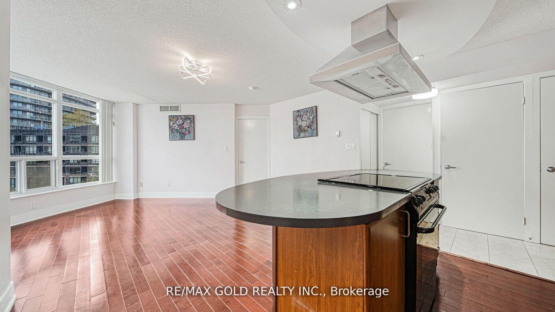 Photo 26 of Unit 509, 550 Queens Quay W, Toronto, Waterfront Communities — HOMEH