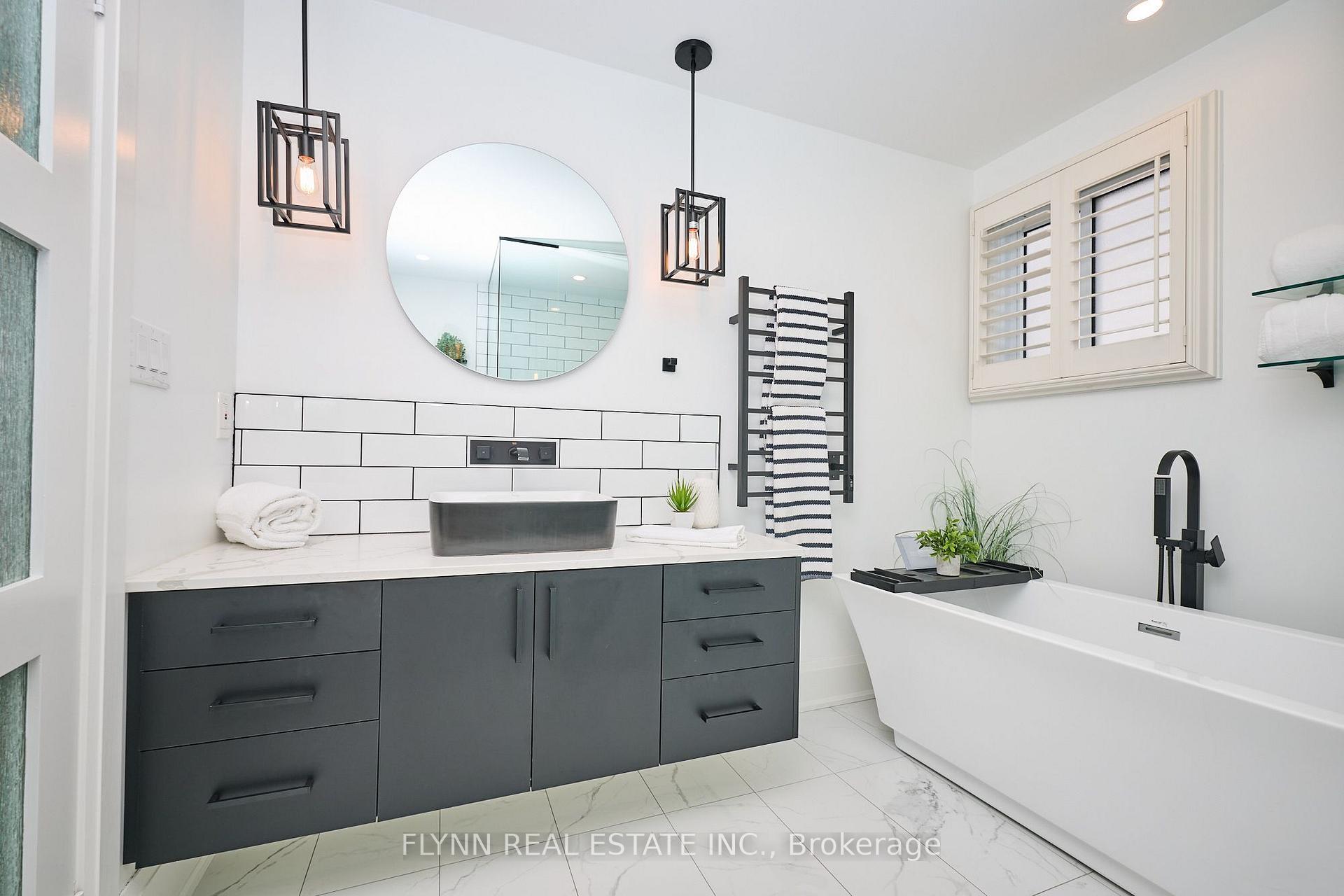 Photo 5 of 3907 Cardinal Drive, Niagara Falls, Mt. Carmel — HOMEH