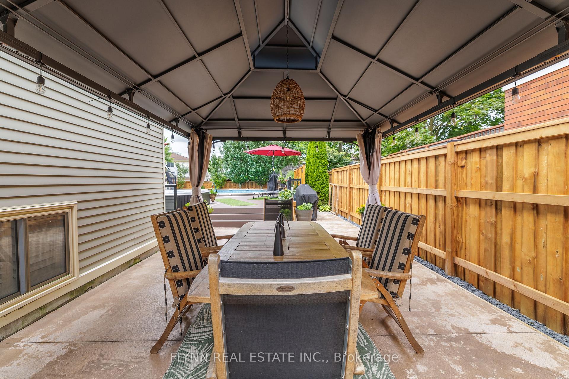 Photo 9 of 3907 Cardinal Drive, Niagara Falls, Mt. Carmel — HOMEH