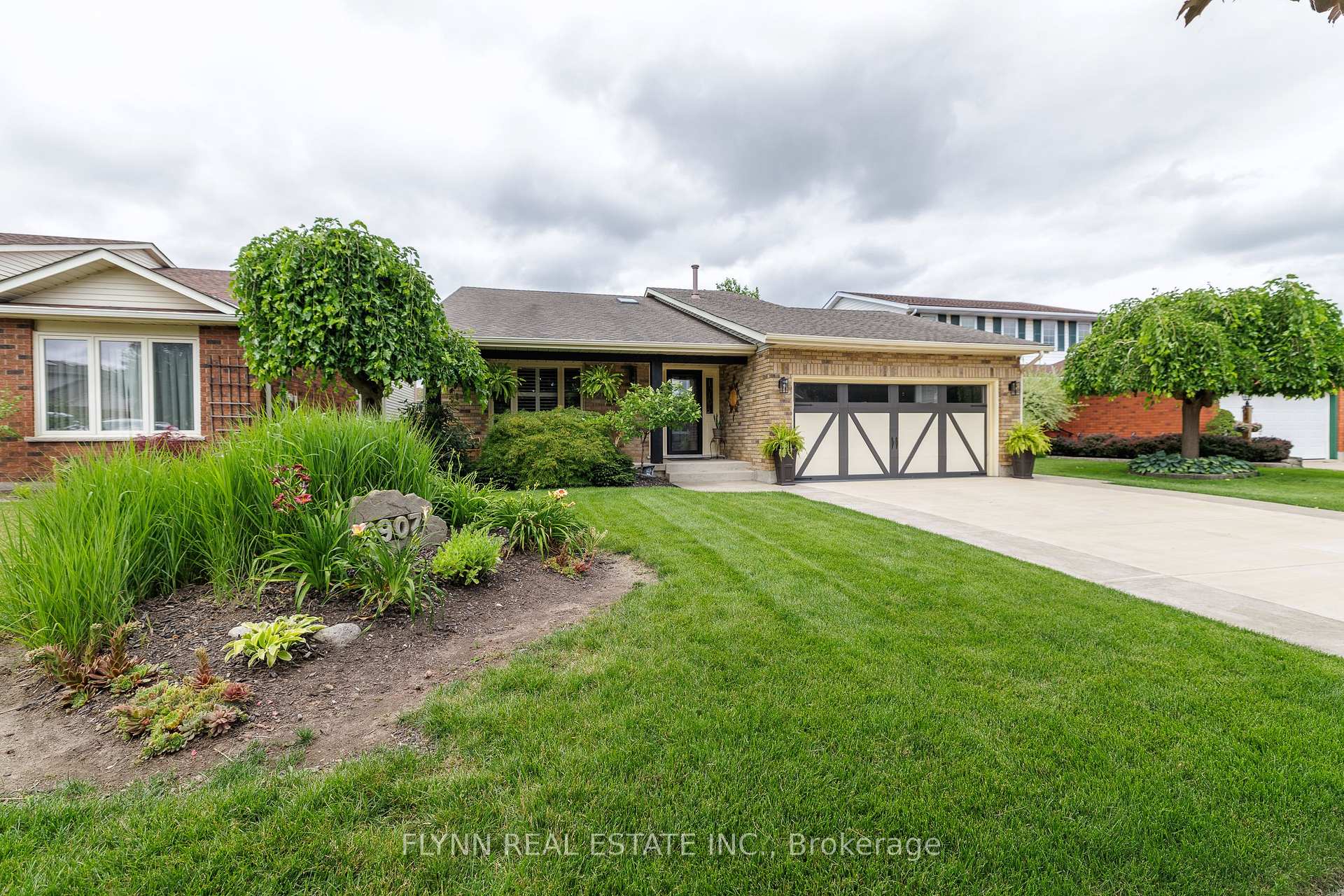 Photo 17 of 3907 Cardinal Drive, Niagara Falls, Mt. Carmel — HOMEH