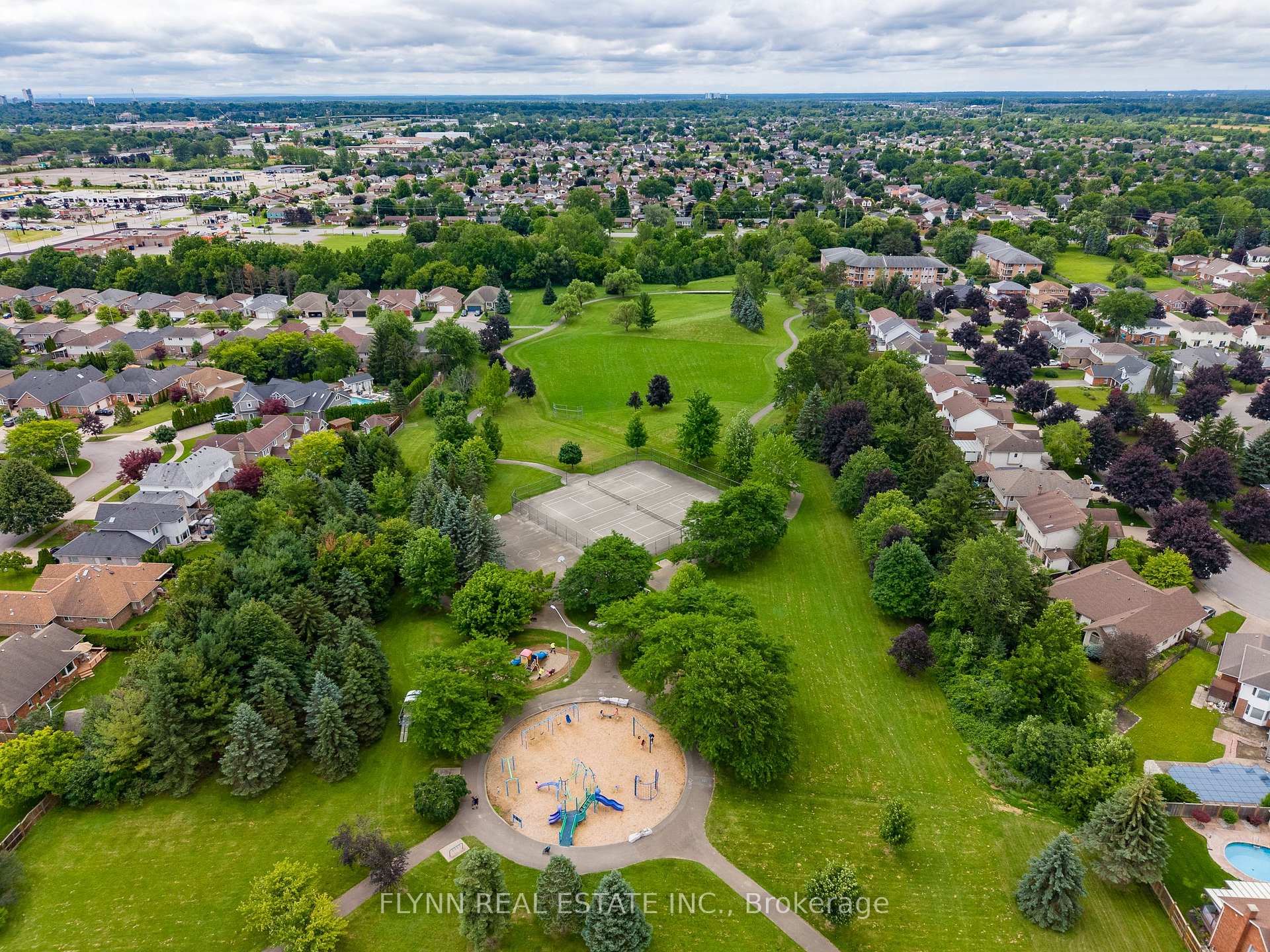 Photo 37 of 3907 Cardinal Drive, Niagara Falls, Mt. Carmel — HOMEH