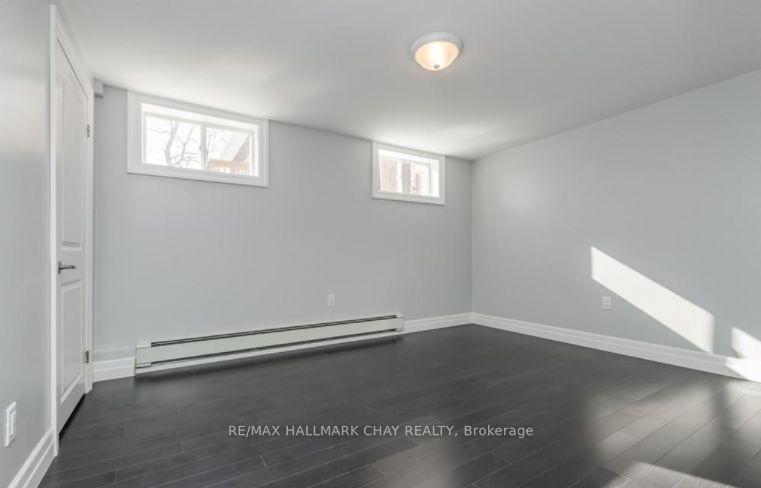 Photo 10 of Unit lower, 33A Grove Street E, Barrie, Wellington — HOMEH