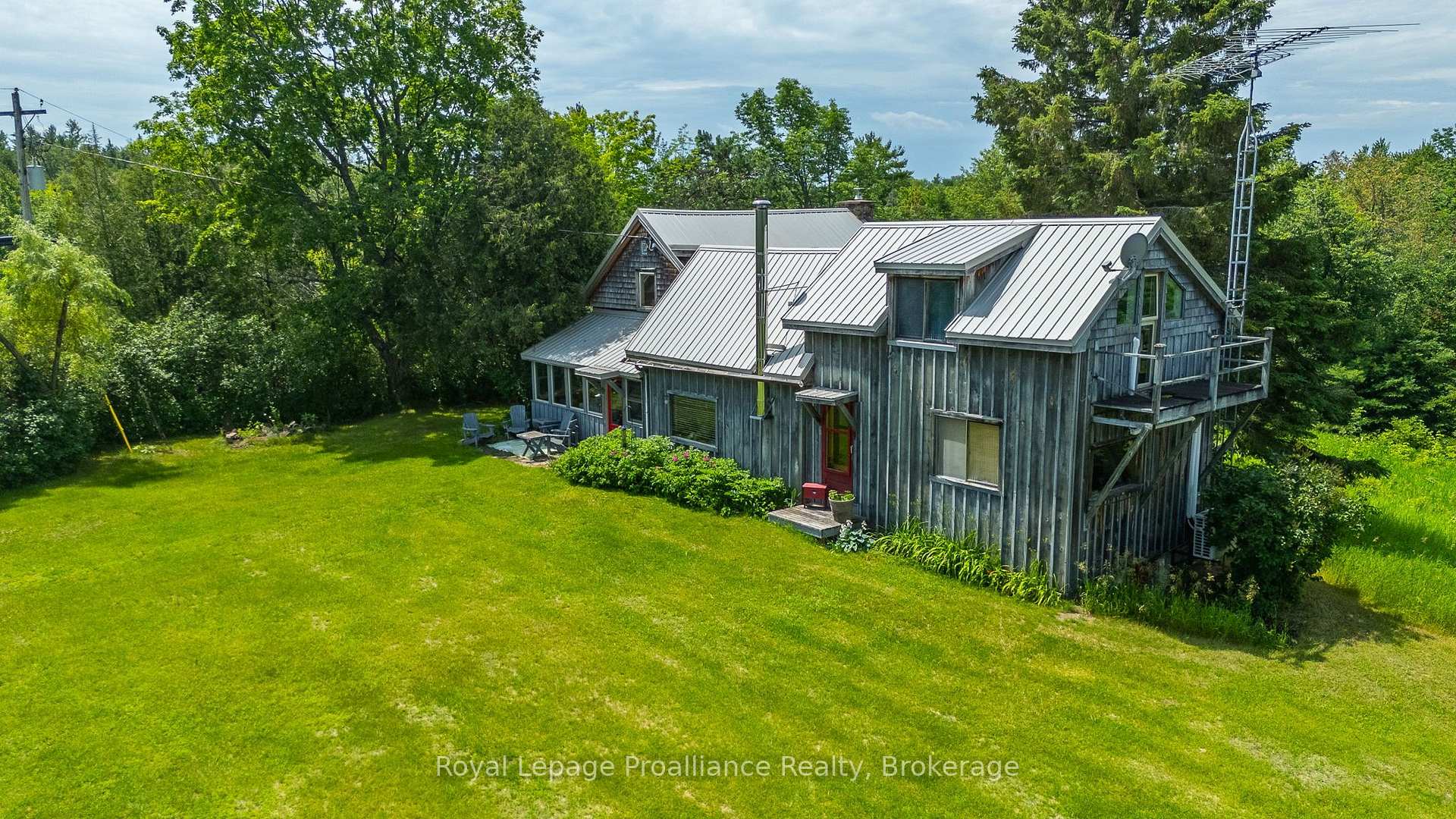 Photo 3 of 452 Lasswade Road, North Kawartha — HOMEH