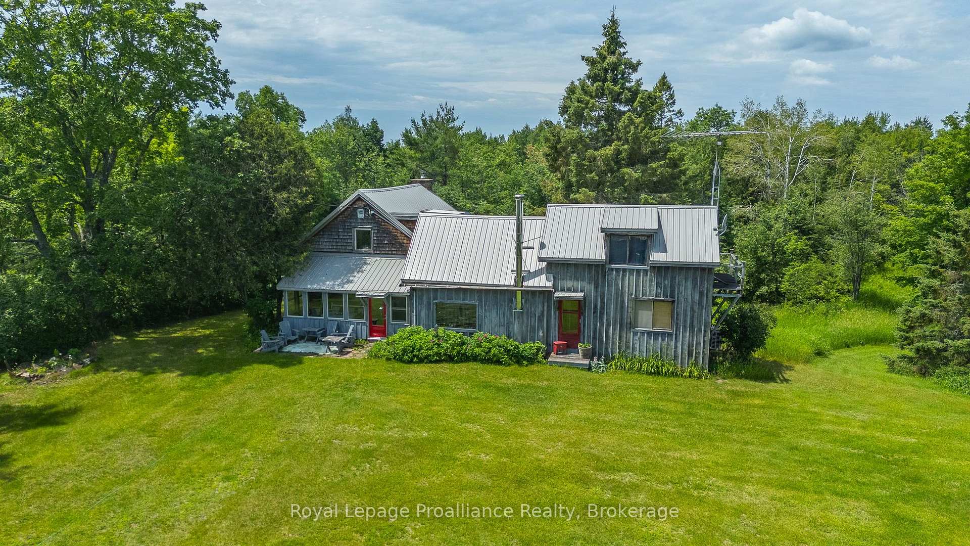 Photo 4 of 452 Lasswade Road, North Kawartha — HOMEH