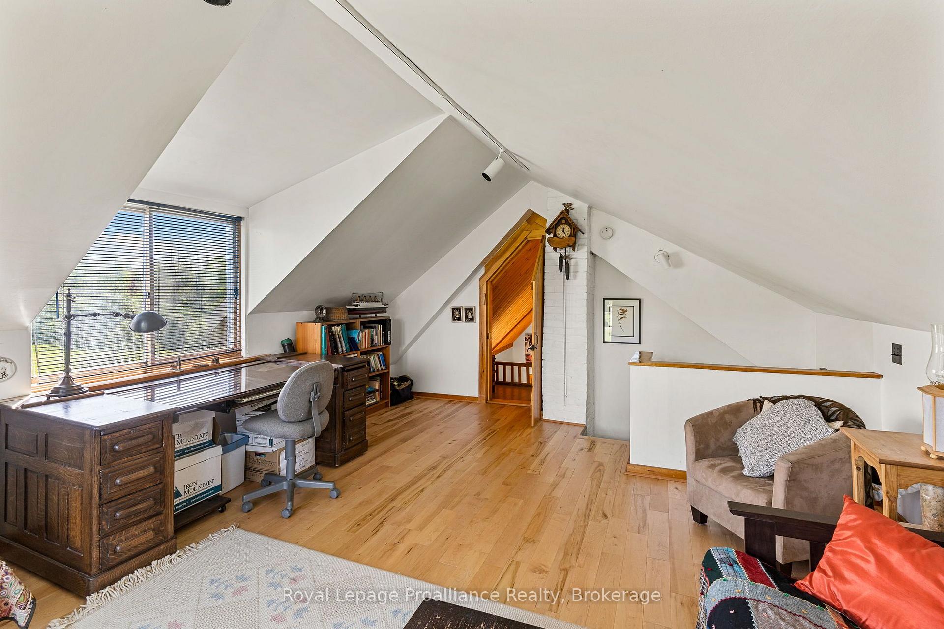 Photo 19 of 452 Lasswade Road, North Kawartha — HOMEH