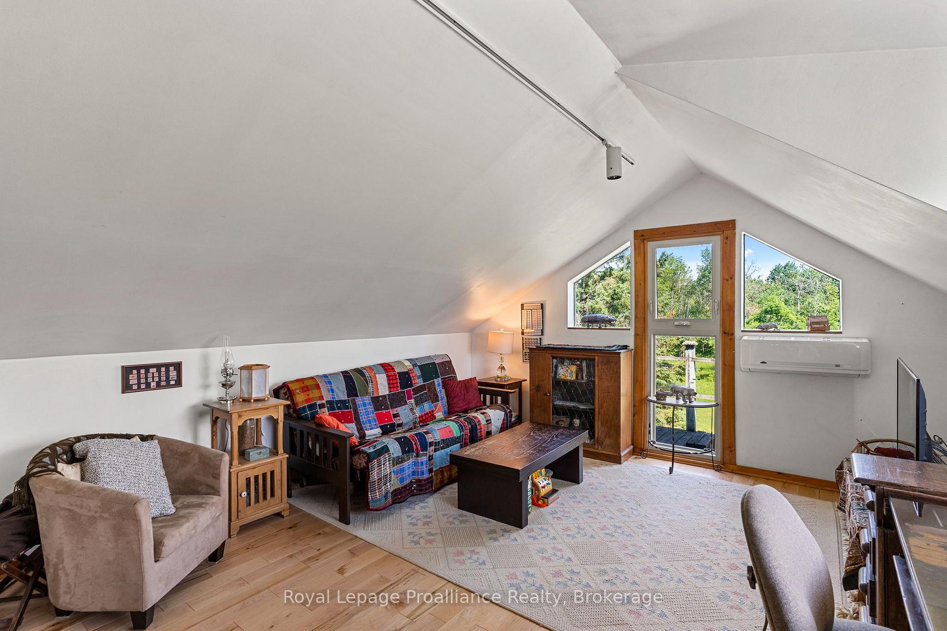 Photo 21 of 452 Lasswade Road, North Kawartha — HOMEH