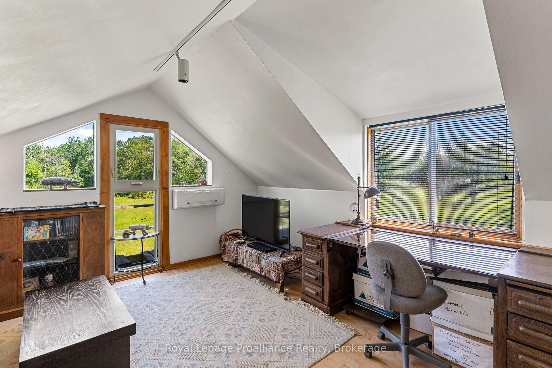 Photo 22 of 452 Lasswade Road, North Kawartha — HOMEH