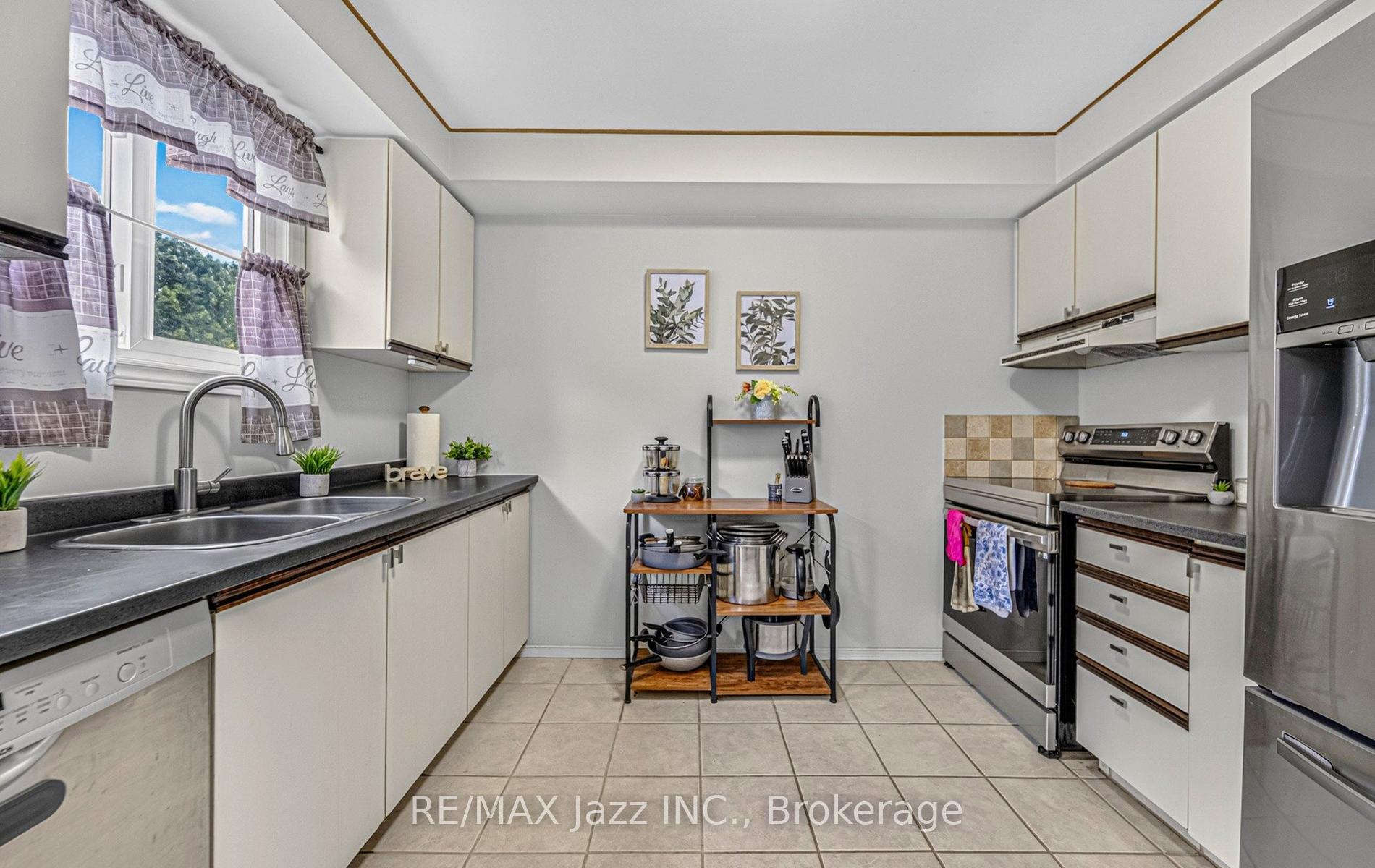 Photo 7 of 1387 Ritson Road S, Oshawa, Lakeview — HOMEH