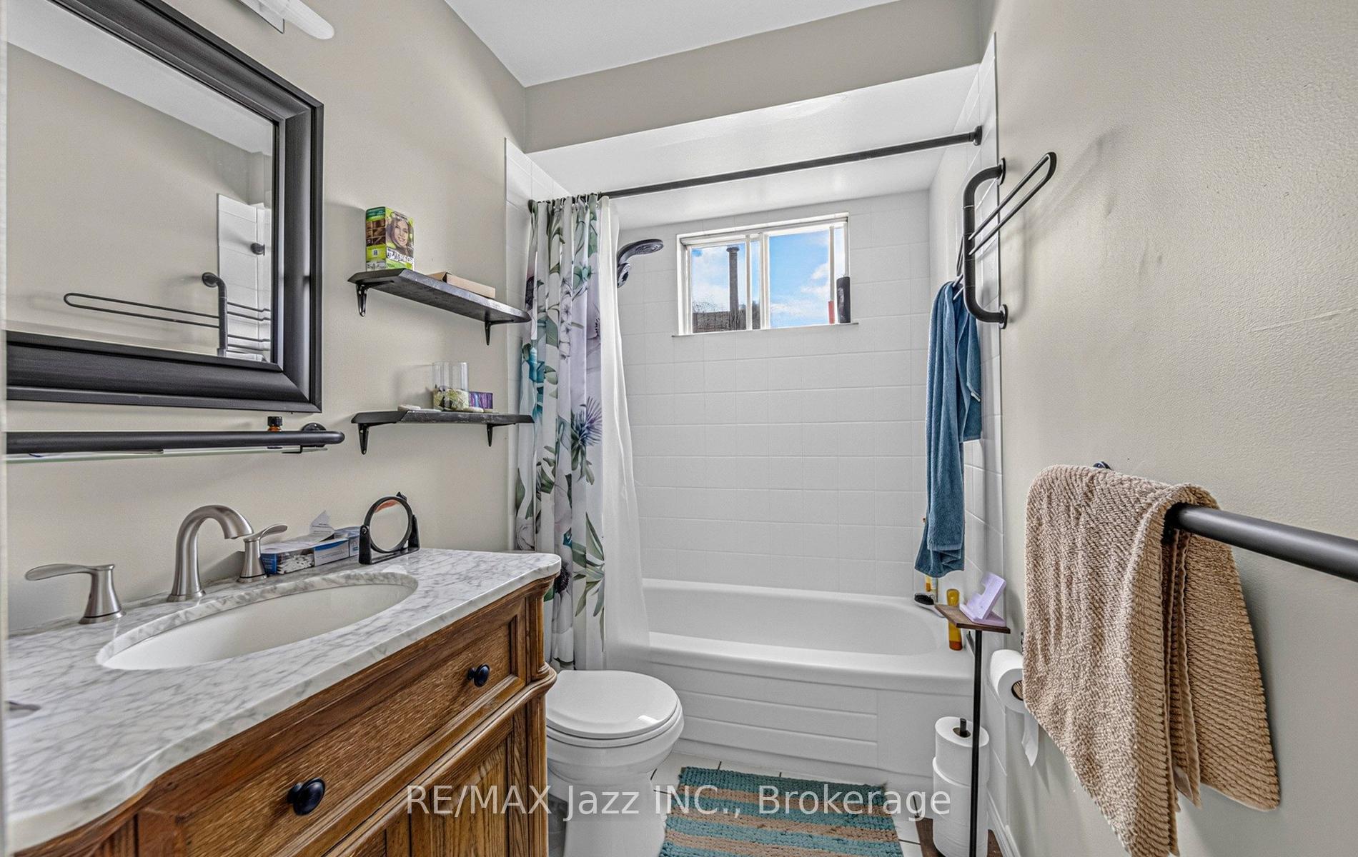 Photo 11 of 1387 Ritson Road S, Oshawa, Lakeview — HOMEH