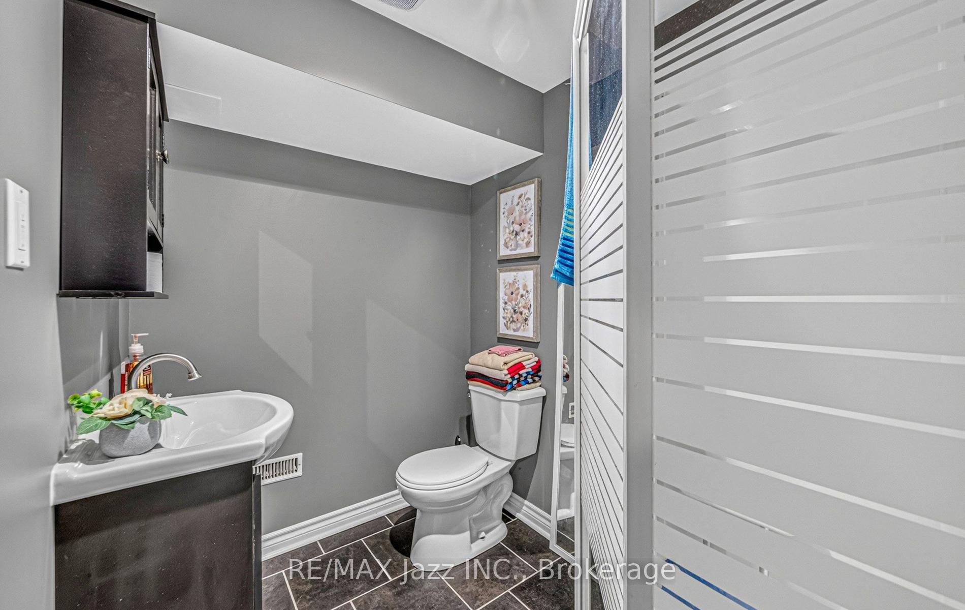 Photo 15 of 1387 Ritson Road S, Oshawa, Lakeview — HOMEH