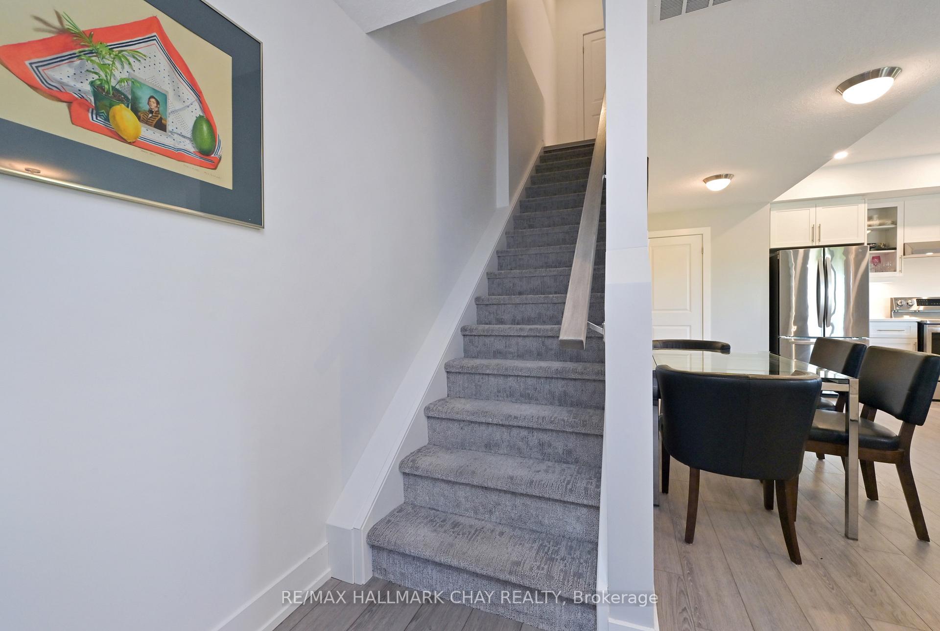 Photo 19 of Unit 312, 17 Centre Street, Orangeville — HOMEH