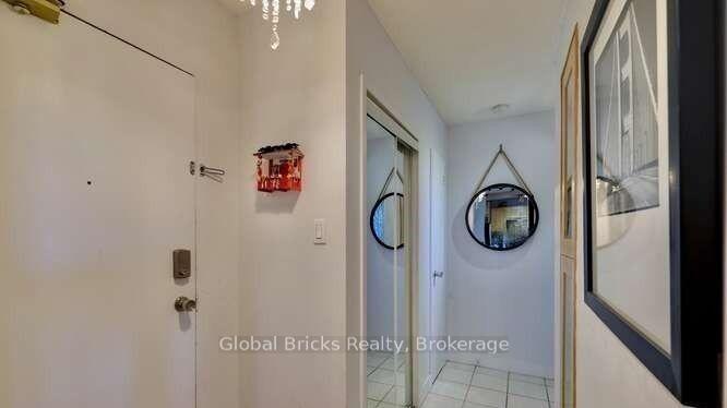 Photo 4 of Unit 501, 49 Queen Street E, Mississauga, Port Credit — HOMEH