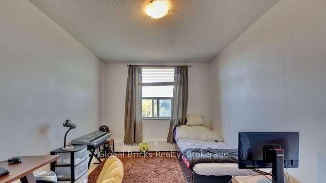 Photo 15 of Unit 501, 49 Queen Street E, Mississauga, Port Credit — HOMEH