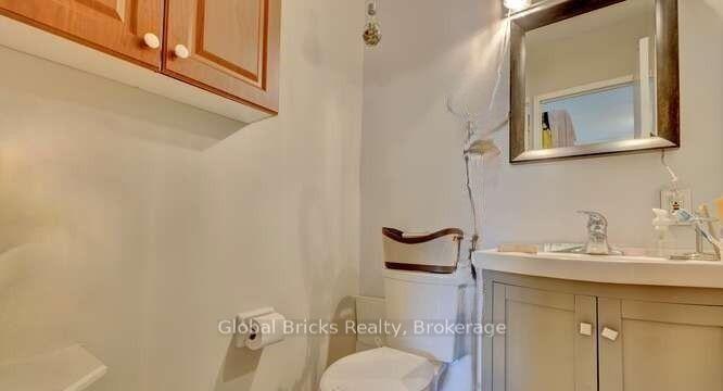 Photo 16 of Unit 501, 49 Queen Street E, Mississauga, Port Credit — HOMEH