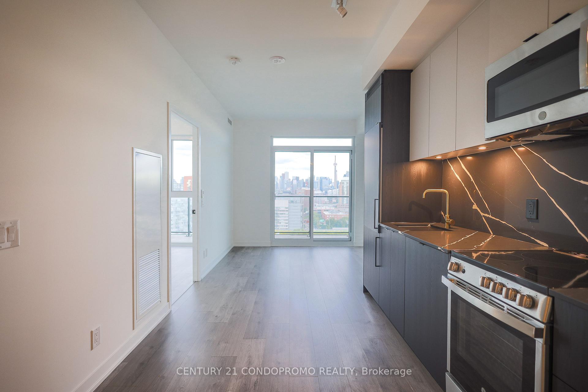 Photo 8 of Unit 1601, 285 Dufferin Street, Toronto, South Parkdale — HOMEH