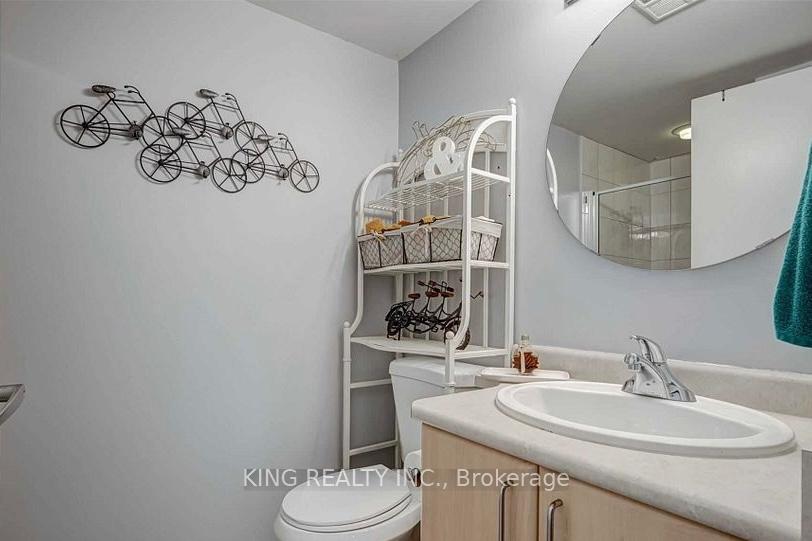 Photo 9 of Unit 711, 550 Queens Quay W, Toronto, Waterfront Communities — HOMEH
