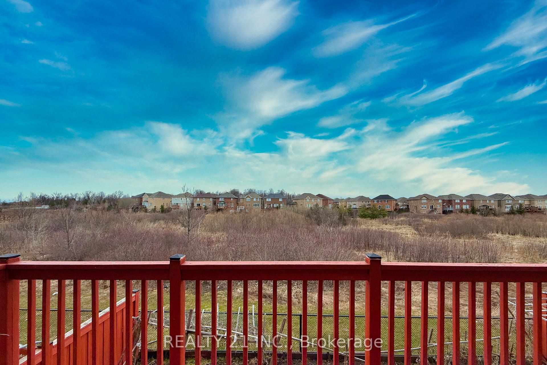 Photo 17 of 54 Tysonville Circle, Brampton, Northwest Brampton — HOMEH