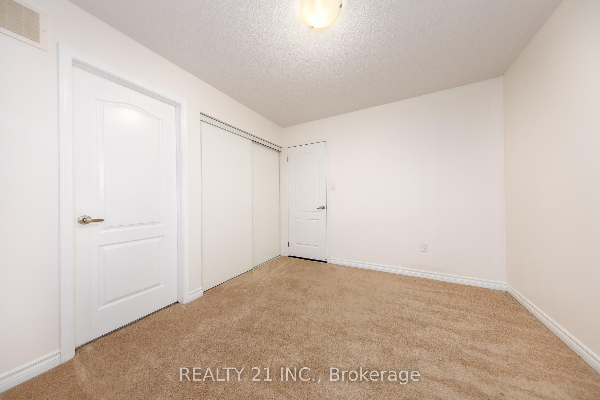 Photo 29 of 54 Tysonville Circle, Brampton, Northwest Brampton — HOMEH
