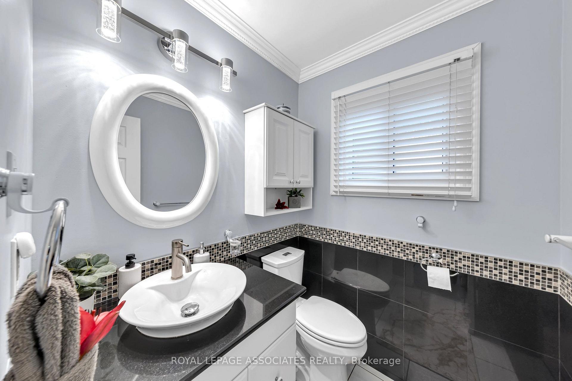 Photo 21 of 4 Apsco Avenue, Scarborough, West Hill — HOMEH