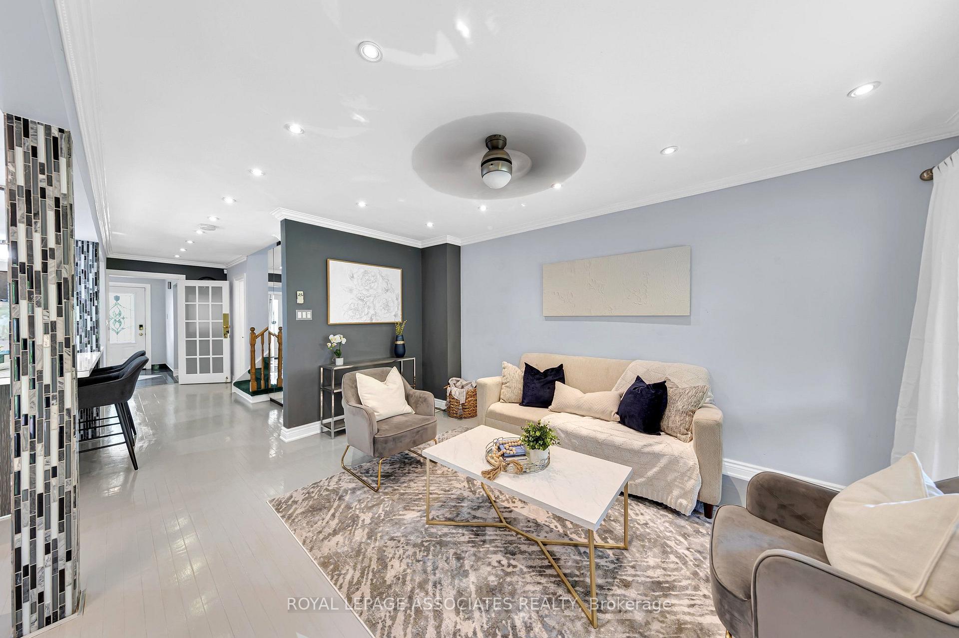 Photo 23 of 4 Apsco Avenue, Scarborough, West Hill — HOMEH