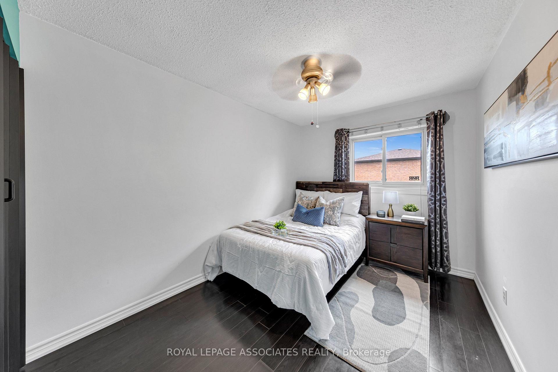 Photo 38 of 4 Apsco Avenue, Scarborough, West Hill — HOMEH
