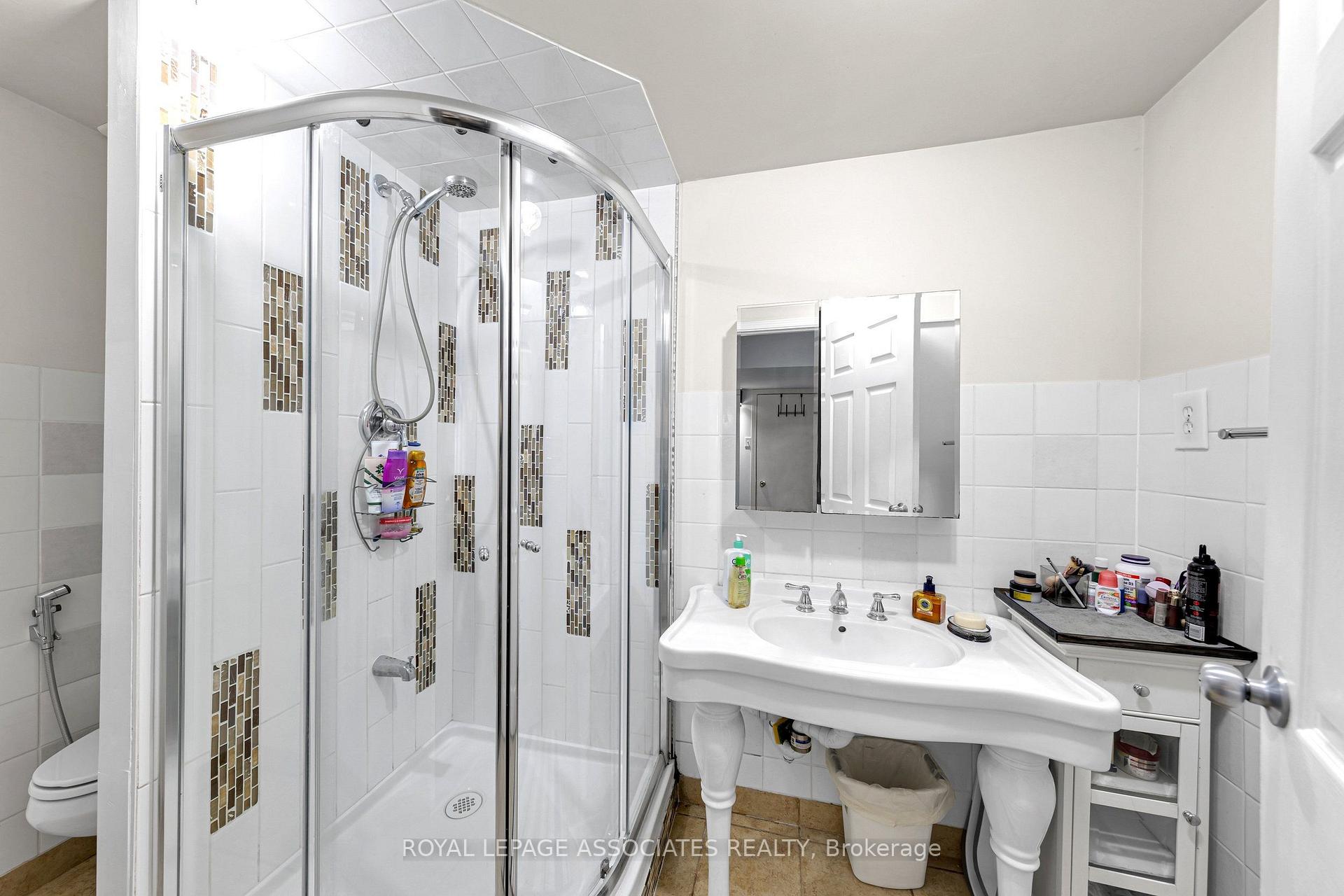 Photo 49 of 4 Apsco Avenue, Scarborough, West Hill — HOMEH