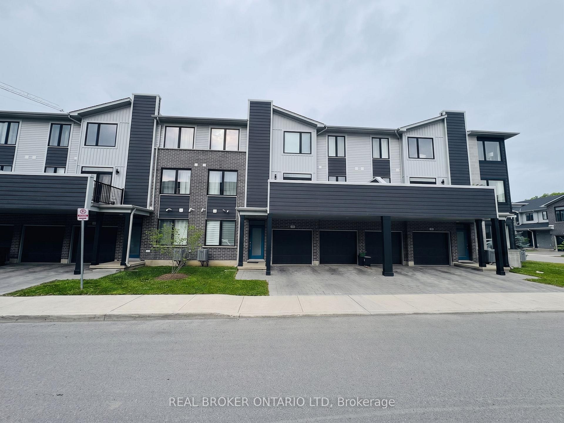 Front of Unit 11, 177 Edgevalley Road
