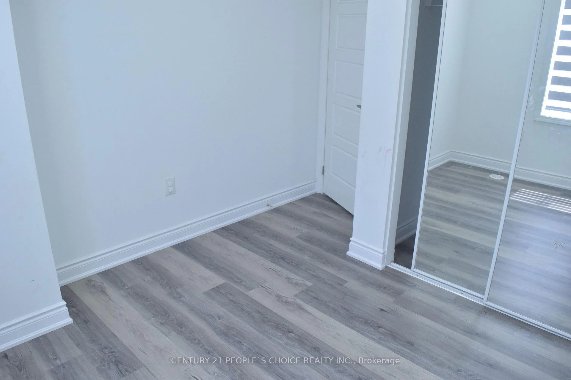 Photo 16 of 1267 Hop Place, Milton, Cobban — HOMEH