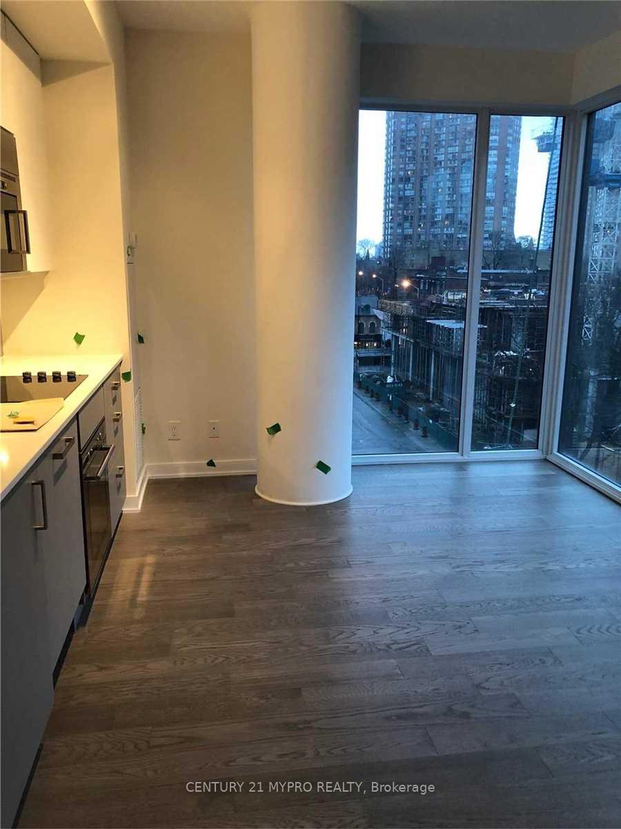 Photo 7 of Unit 502, 17 Dundonald Street, Toronto, Church-Yonge Corridor — HOMEH