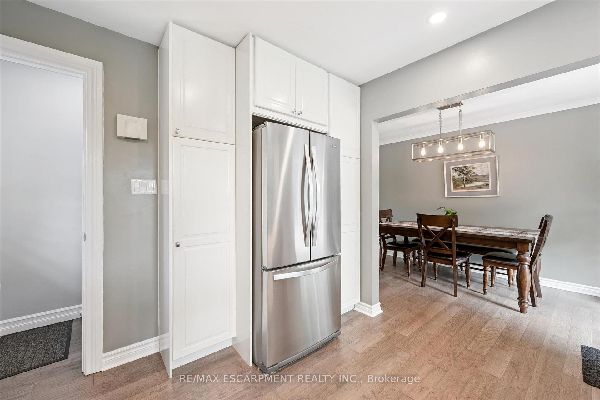 Photo 15 of 98 Stonybrook Drive, Kitchener, Meinzinger — HOMEH