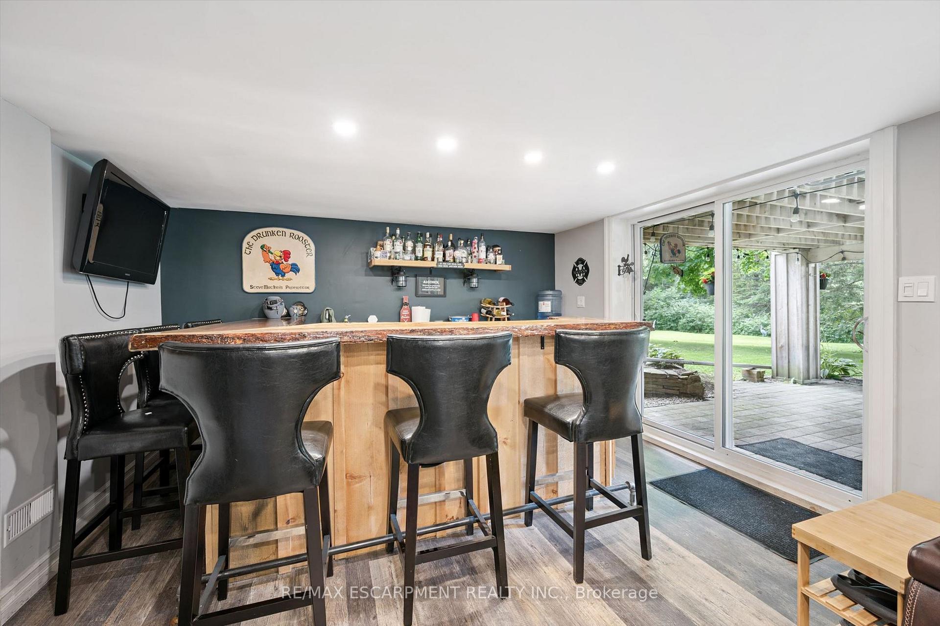 Photo 26 of 98 Stonybrook Drive, Kitchener, Meinzinger — HOMEH