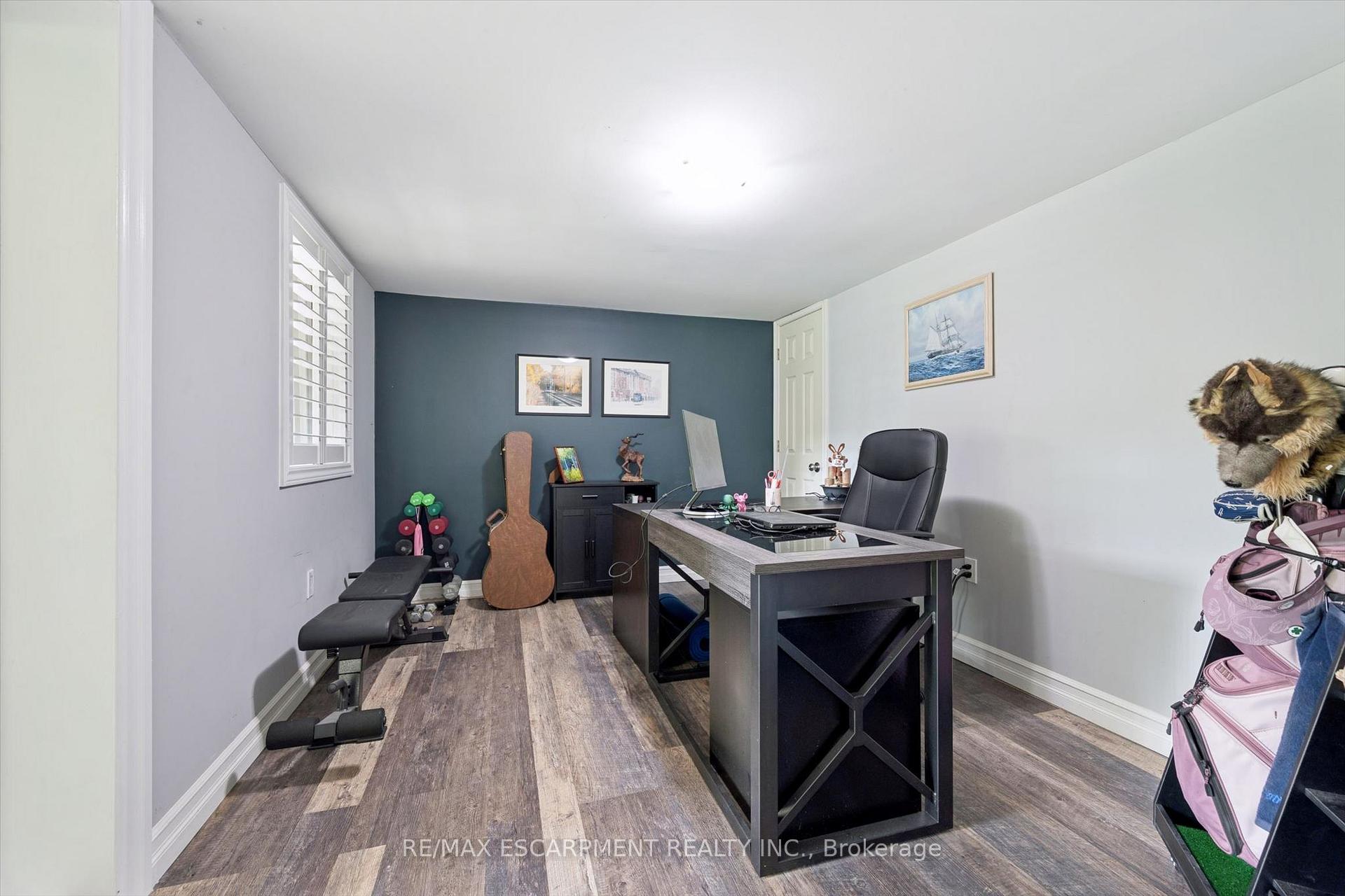 Photo 28 of 98 Stonybrook Drive, Kitchener, Meinzinger — HOMEH