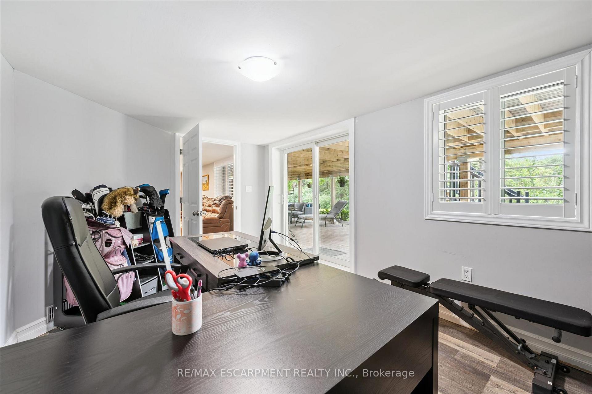 Photo 29 of 98 Stonybrook Drive, Kitchener, Meinzinger — HOMEH