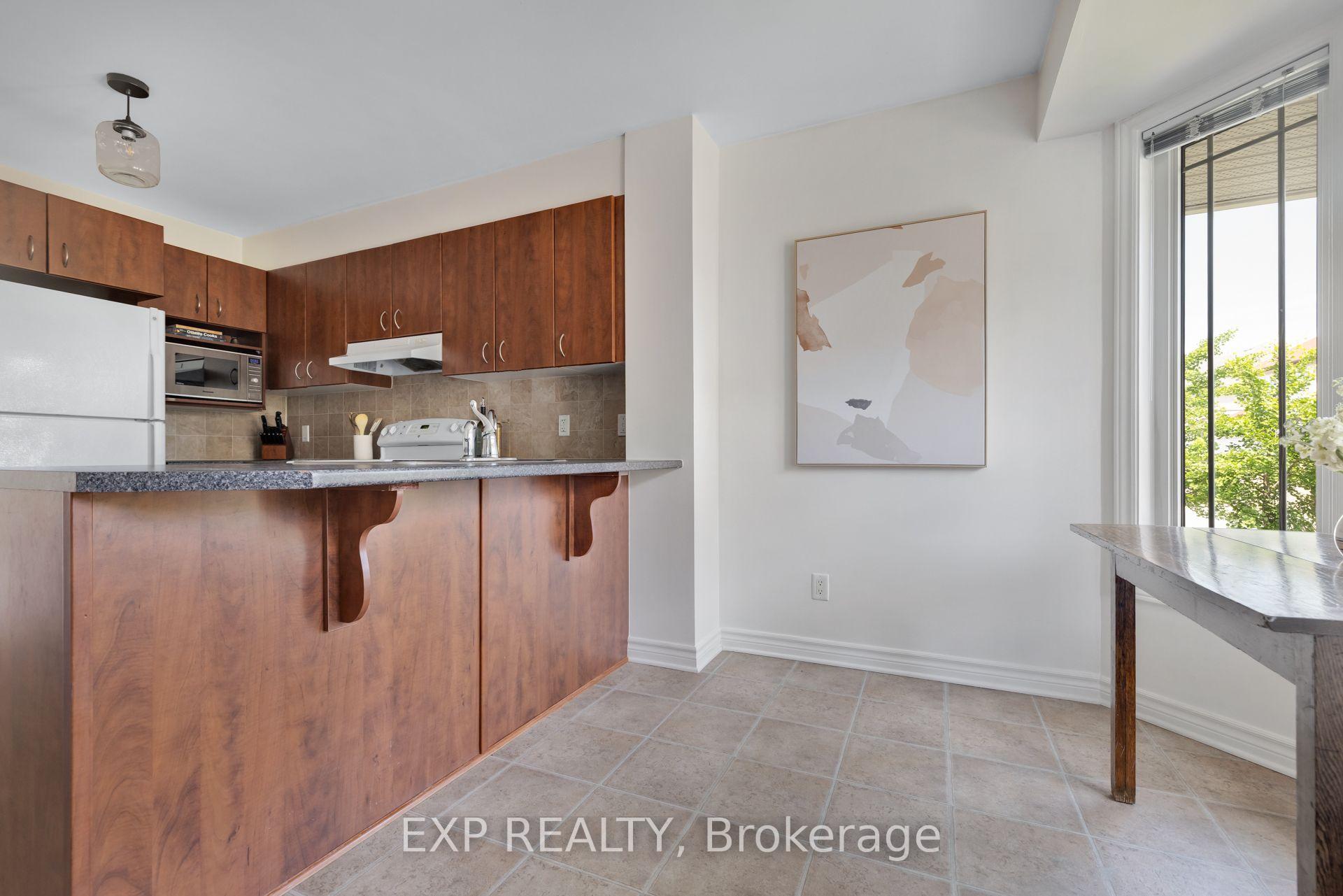 Photo 4 of 132 Paseo Private, Ottawa, Centrepointe — HOMEH