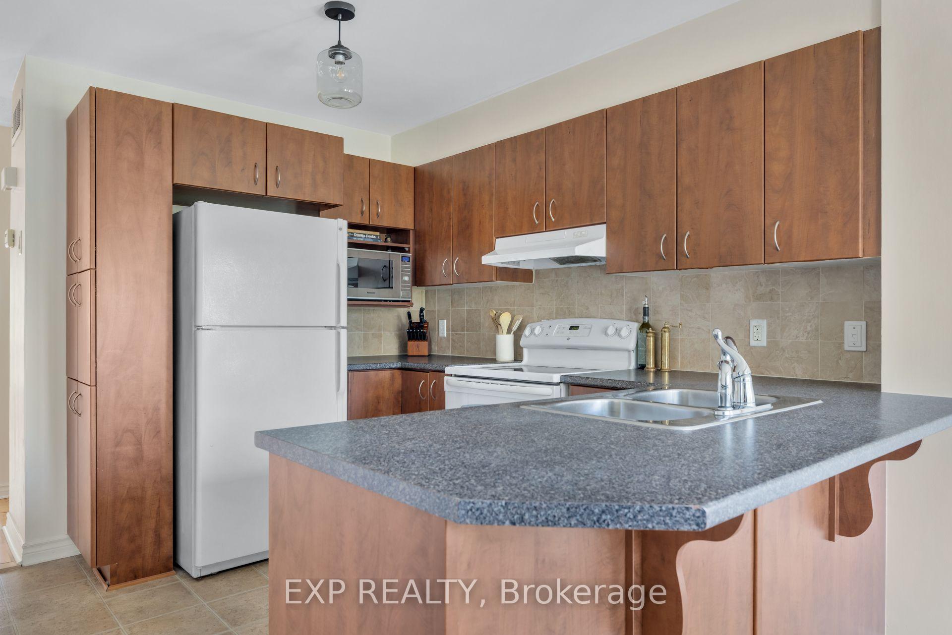 Photo 6 of 132 Paseo Private, Ottawa, Centrepointe — HOMEH
