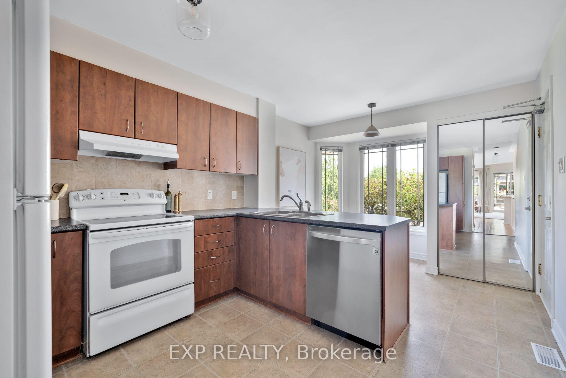 Photo 8 of 132 Paseo Private, Ottawa, Centrepointe — HOMEH