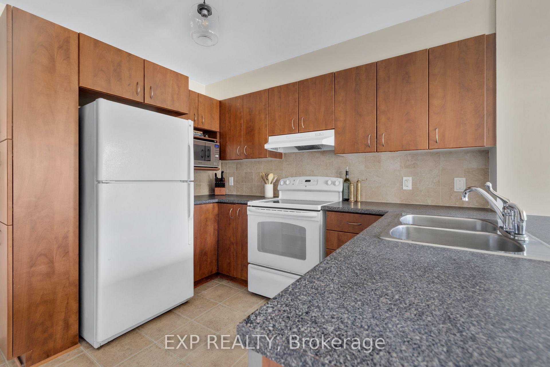 Photo 11 of 132 Paseo Private, Ottawa, Centrepointe — HOMEH