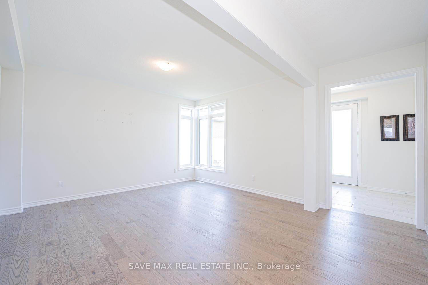 Photo 6 of 13 Del Ray Crescent, Wasaga Beach — HOMEH