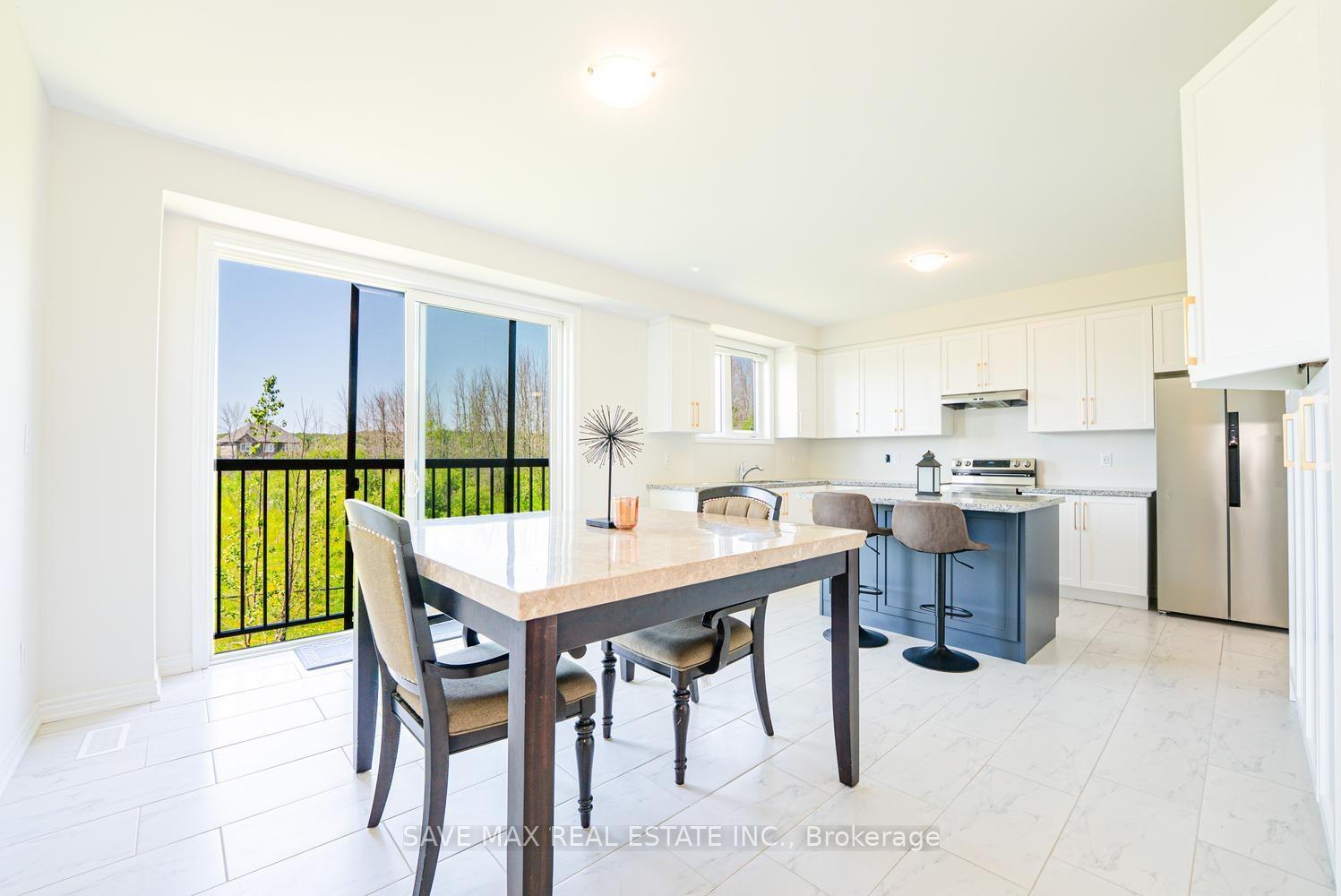 Photo 10 of 13 Del Ray Crescent, Wasaga Beach — HOMEH
