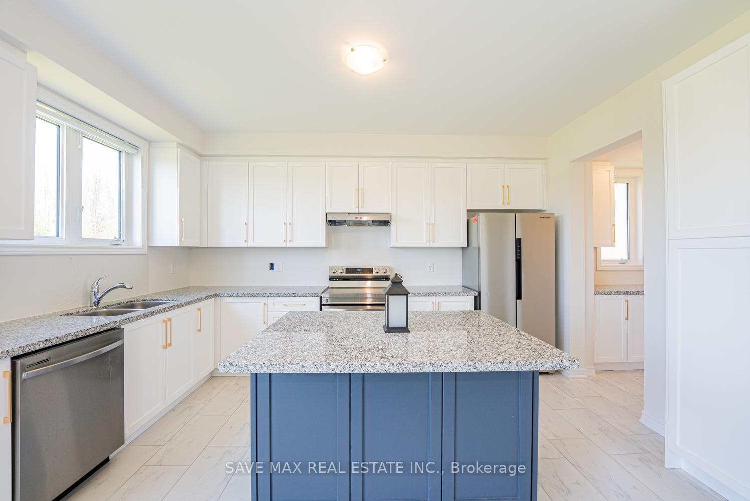 Photo 12 of 13 Del Ray Crescent, Wasaga Beach — HOMEH