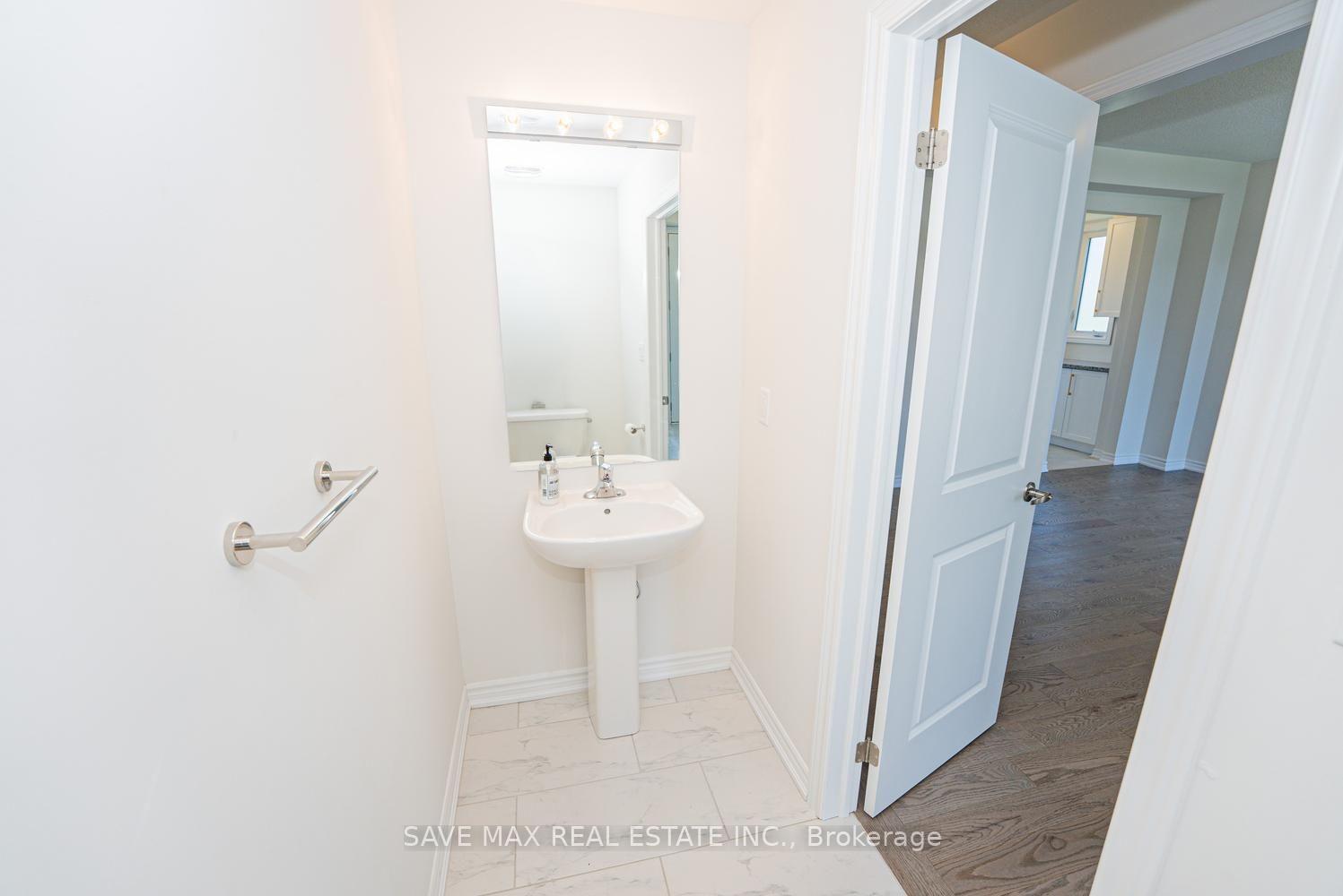 Photo 18 of 13 Del Ray Crescent, Wasaga Beach — HOMEH