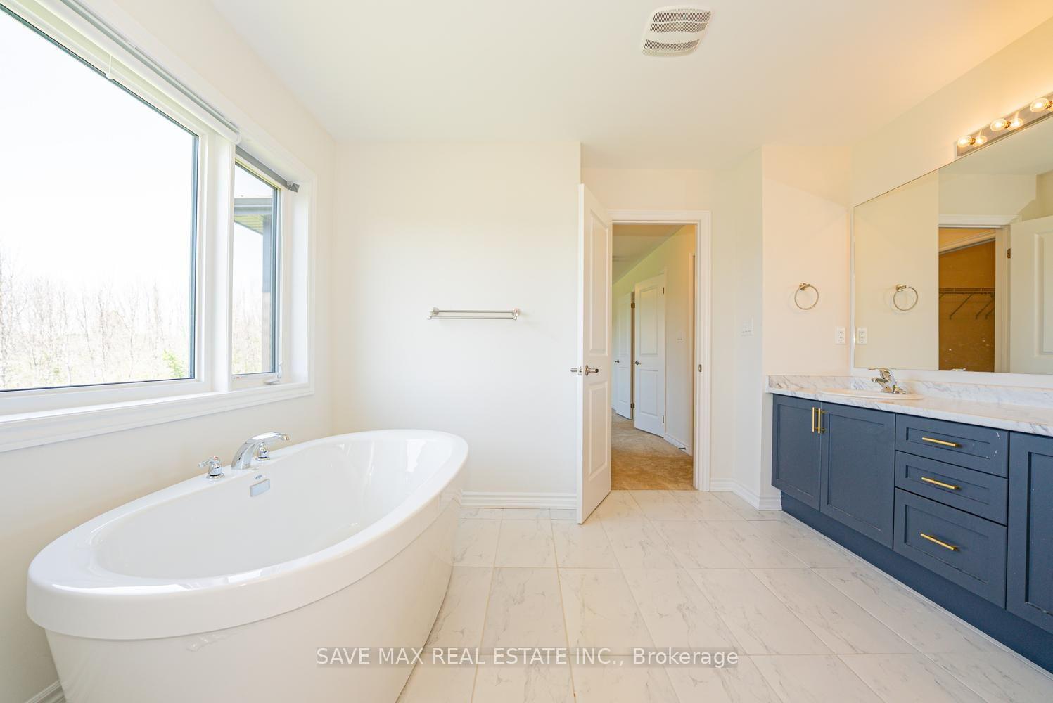 Photo 39 of 13 Del Ray Crescent, Wasaga Beach — HOMEH