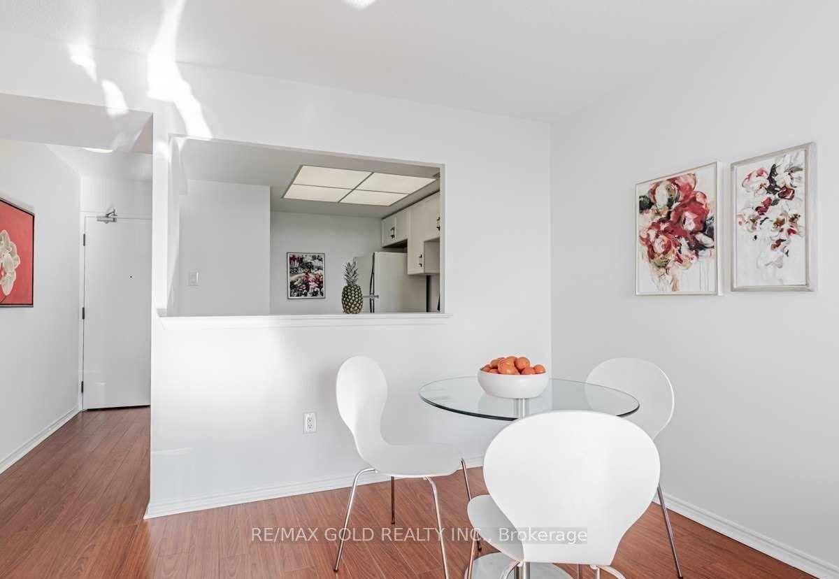 Photo 7 of Unit 5, 515 Greystone Walk, Scarborough, Kennedy Park — HOMEH