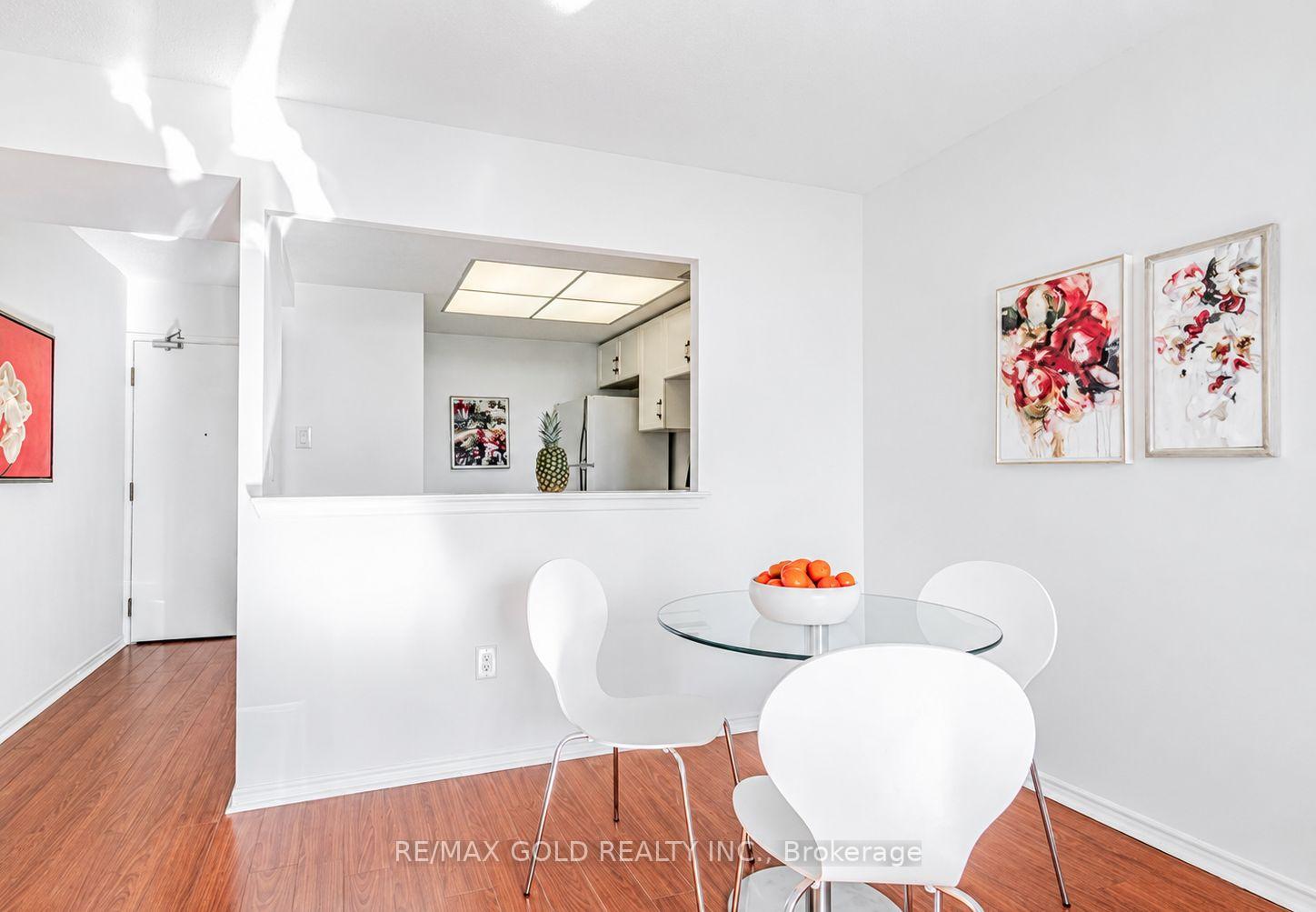Photo 8 of Unit 5, 515 Greystone Walk, Scarborough, Kennedy Park — HOMEH