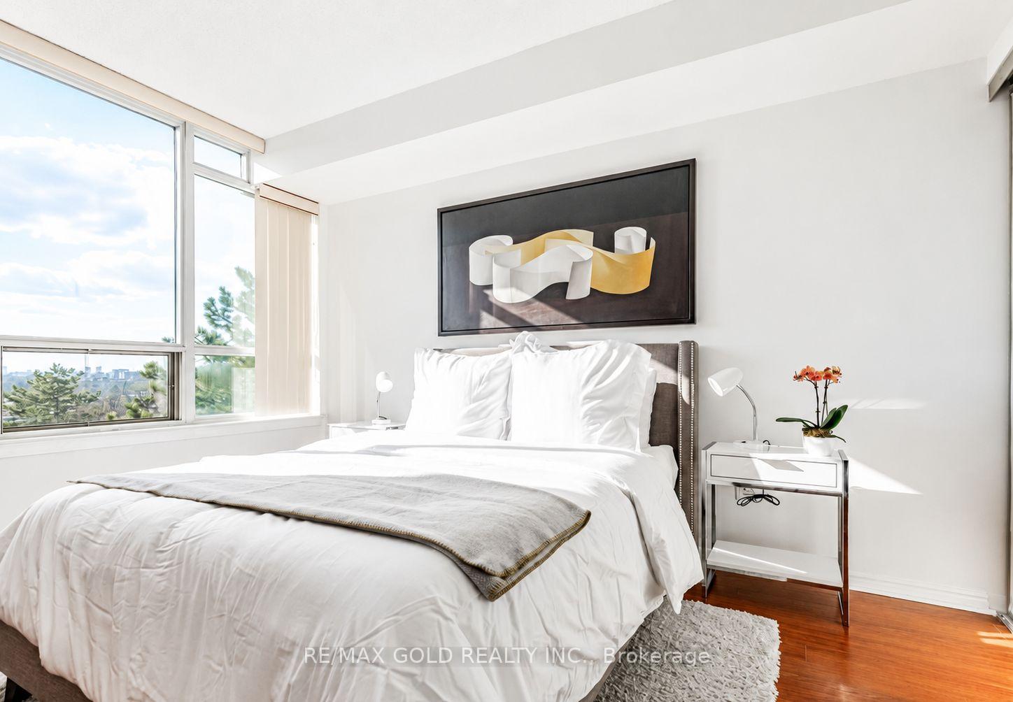 Photo 17 of Unit 5, 515 Greystone Walk, Scarborough, Kennedy Park — HOMEH