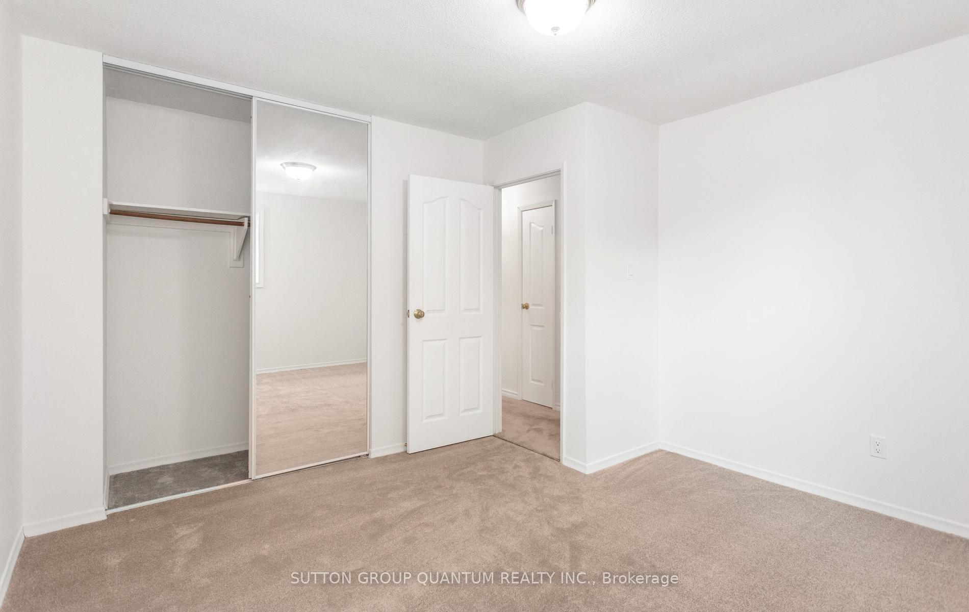 Photo 23 of 2363 Holyhead Drive, Burlington, Brant Hills — HOMEH
