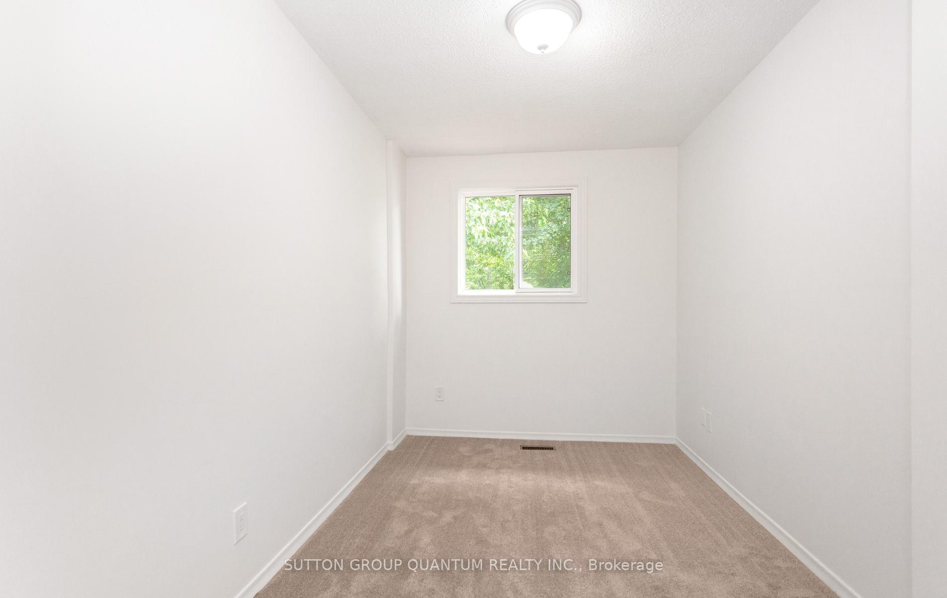 Photo 27 of 2363 Holyhead Drive, Burlington, Brant Hills — HOMEH