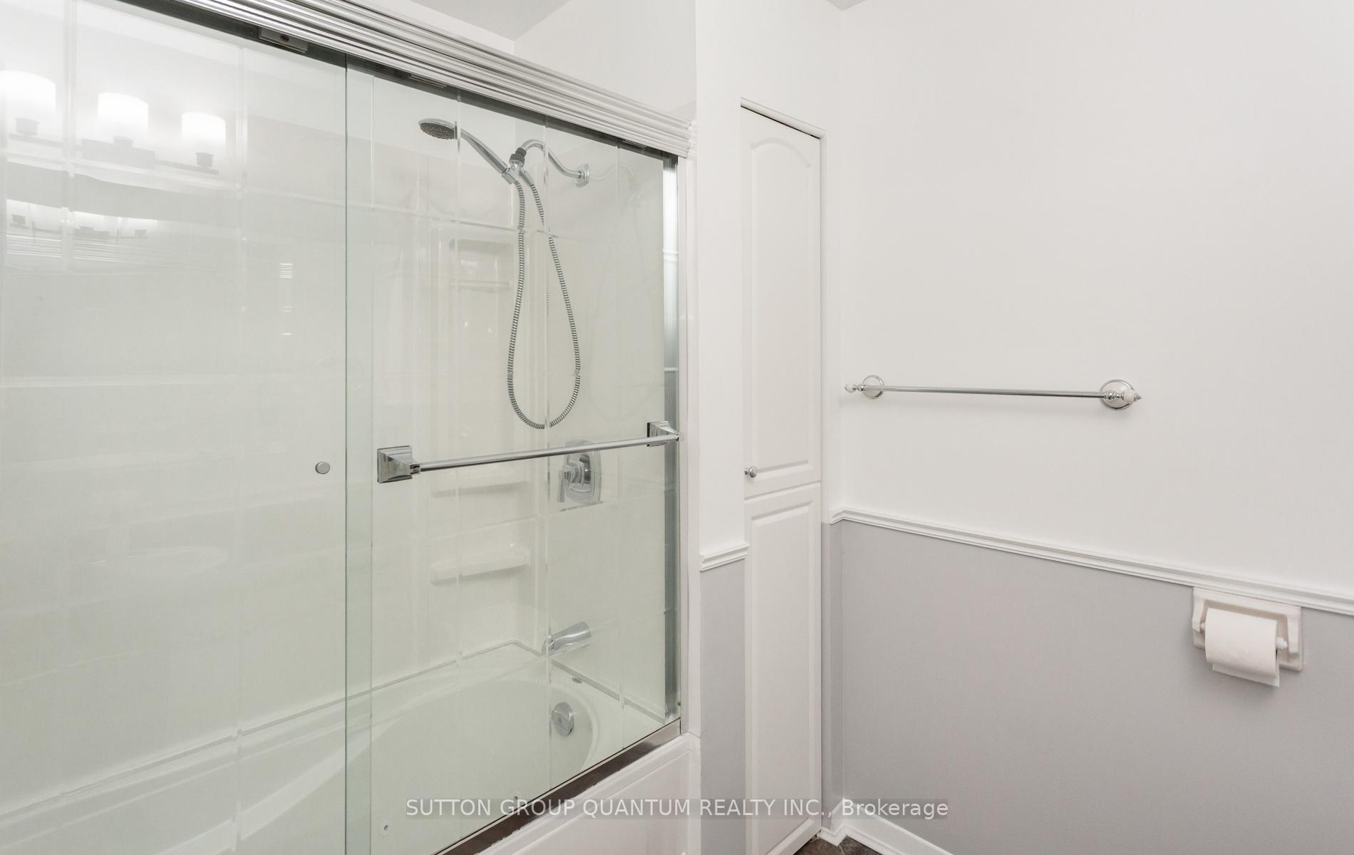 Photo 31 of 2363 Holyhead Drive, Burlington, Brant Hills — HOMEH